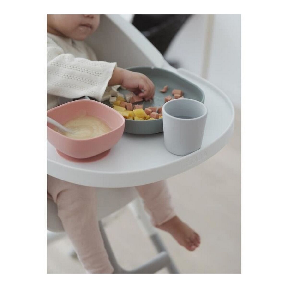 Non-Slip Kids Dinnerware Set (4-Piece)