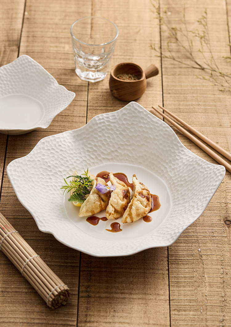Matte Lattice Square Plate
