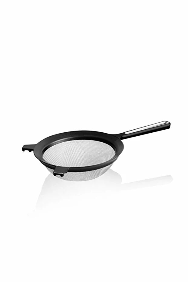 Clip-On Fine Mesh Strainer