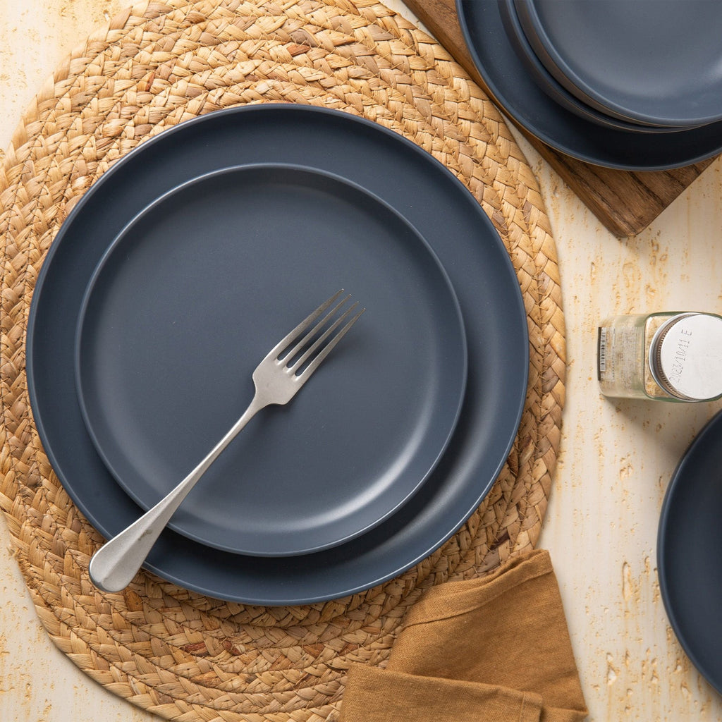 Stoneware Dinnerware Set with Mugs (12-Piece)